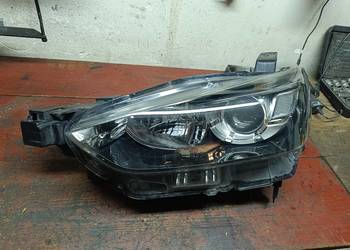 Lampa mazda CX3 lewy przód