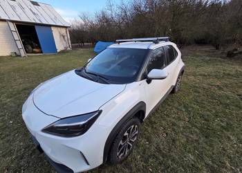 Toyota Yaris Cross 1.5 Benzyna Tech + Comfort + Style + hak + bagażnik dach