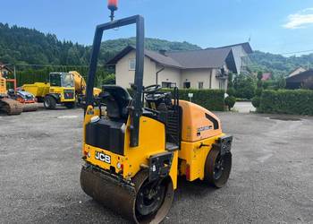 Walec wibracyjny dwubębnowy drogowy JCB VMT260-120, waga 3t, 2014r.