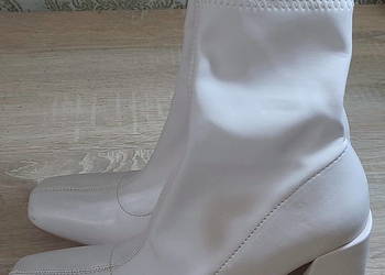 Eleganckie botki wiosenno-jesienne, roz.38