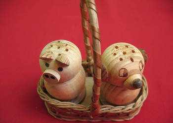 Sól i pieprz - Zwierzęta - Solniczka i pieprzniczka_ drewno