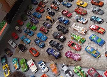 145 szt HOT WHEELS ZA 300 pln