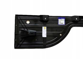 VOLVO V60 oslona podwozia tylna prawa OE 31323119