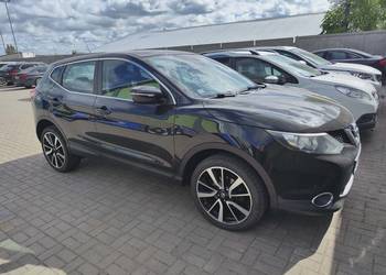 Nissan Qashqai 1.2 Benzyna Automat Bogata opcja niski przebieg