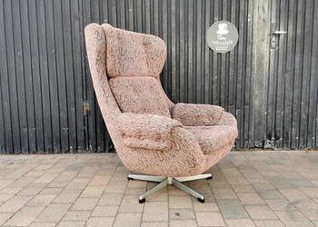 Fotel obrotowy, uszak "Patrik" - UP závody Rousínov, Czechosłowacja '70, RE