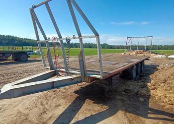 Przyczepa platforma do bel słomy sianokiszonki itp