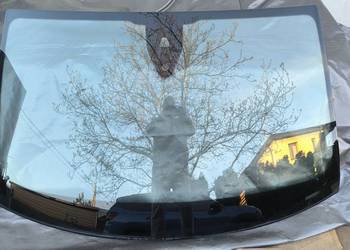 Szyba czołowa przód AUDI Q7 sensor kamera akustik 21r