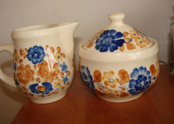 Włocławek, fajansowy dzbanek, pojemnik