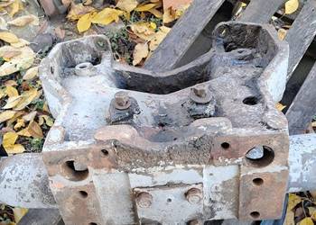 Wspornik osi okrągłej ursus c-360 c-355 c4011