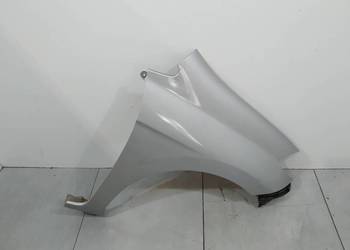 BŁOTNIK PRAWY PRZÓD NH700M  Honda FR-V I (2004-2009)