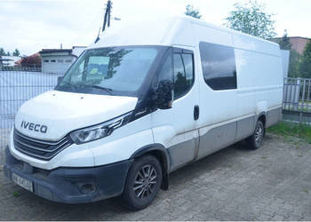 IVECO DAILY 35S18 2024 / 2998,00 ccm / 180 KM