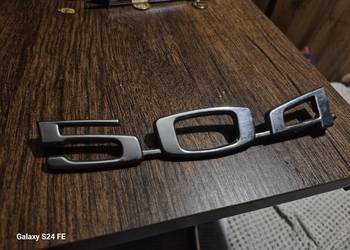 Peugeot 504 emblemat 1978