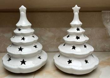 Choinka z dziurkami w kształcie gwiazdek. Lampki. Kominki do t- light.   O