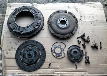 GOLF II 2 JETTA 2  1.6 1.8 SPRZĘGŁO KOŁO ZAMACHOWE TARCZA DOCISK ŚRUBA