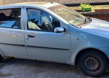 Sprzedam Fiat Punto II 1.2 2004 rok 5-cio drzwiowe