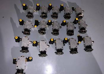 REXROTH 0 820 402 105 0820402105 Pneumatic Valve
