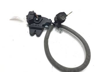 ZAMEK KLAPY TYŁ MERCEDES W212 Sedan/Limuzyna A2047500185 09-16