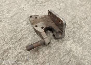 Wspornik Zetor 70115002 prawy