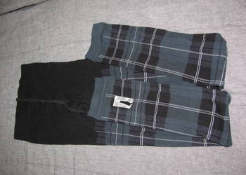 legginsy w kratę BLEUFORET.