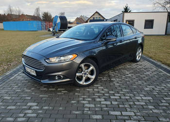 Ford Fusion Mondeo 2.0 Benzyna 240KM Automat 2015r Sedan Raty Zamiana