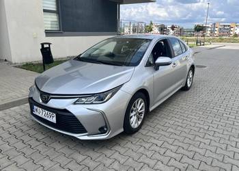 Toyota corolla salon polska