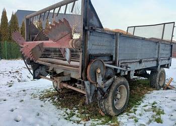 Rozrzutnik obornika w oryginale agromet czarna białostocka na poduszce