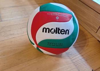 piłka do siatkówki v4m4500