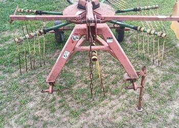 Zgrabiarka karuzelowa Fella 2.4m