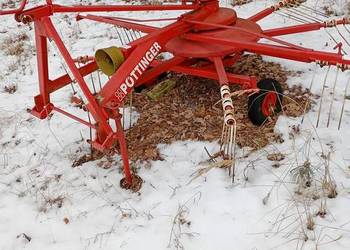 Zgrabiarka karuzelowa pottinger