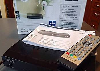Dekoder Tuner MAXIMUM T-102 FTA DVB-T Naziemna Cyfrowa TV Zestaw kompletny