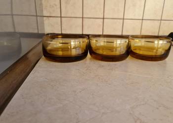 Szklane miseczki - PRL. Szklane miseczki - PRL.
