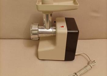 Elektryczna maszynka do mielenia mięsa Alaska typ FW 270  z lat 80 - tych