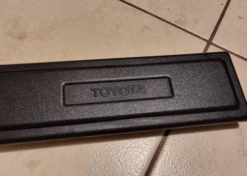 Oryginalna zaślepka radia Toyota Corolla E9