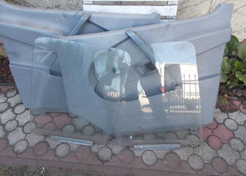Mercedes Sprinter 97r szyba drzwi  prawa