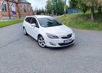 Opel Astra J Sports Tourer 1.4 Turbo 140km 2011r LPG Okazja!
