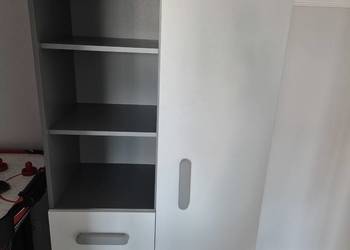 Zestaw mebli-szafa, komoda,regał