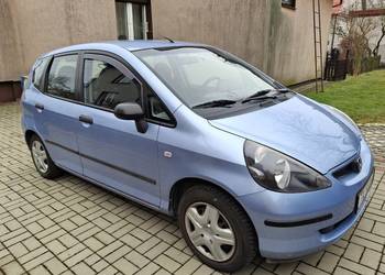 Sprzedam Honda Jazz 1.2 z 2004 r. z polskiego salonu, zadbana, bez rdzy