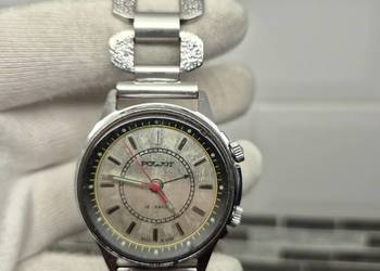 Zegarek *Poljot*z funkcją budzika