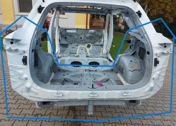 Jaecoo 7 PHEV 2025r pas tylny podłoga bagażnika okular lampy lewy prawy 