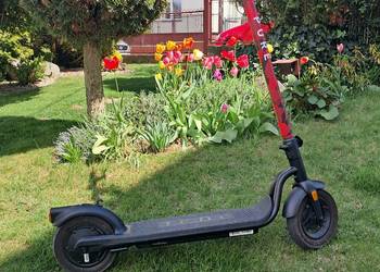 elektryczna hulajnoga pure air, stan bdb przejechane tylko 70 km