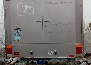 Solidny bagaznik( plecak) autobus