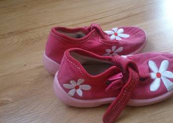 buty dziewczęce r. 24 wkł. 14,5-15 cm