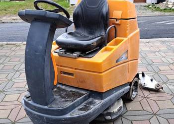 Taski Swingo 4000 zamiatarka samojezdna