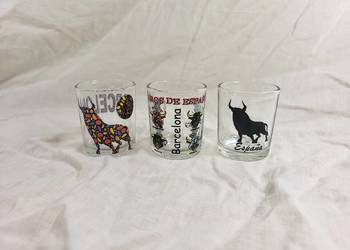 Kolekcjonerskie pamiątkowe kieliszki z Hiszpanii Kolekcjonerskie pamiątkowe kieliszki z Hiszpanii