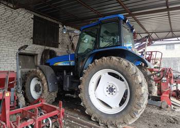 Sprzedam New Hollanda TM 115