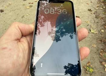 iPhone 11 64GB – 100% sprawny, bateria 77%, super okazja!