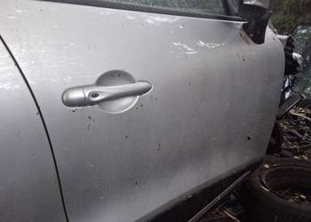 Clio IV drzwi przednie prawe srebrne