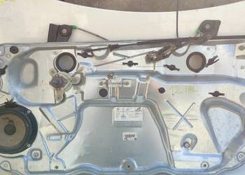 12.VW POLO 9N 3D MECHANIZM PODNOŚNIK PRZÓD PRAWY 6Y2959801 6Q0837138