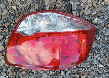 Lampa prawa tylna Toyota Auris I lift