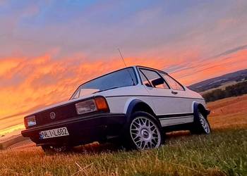 Volkswagen jetta 1 coupe
